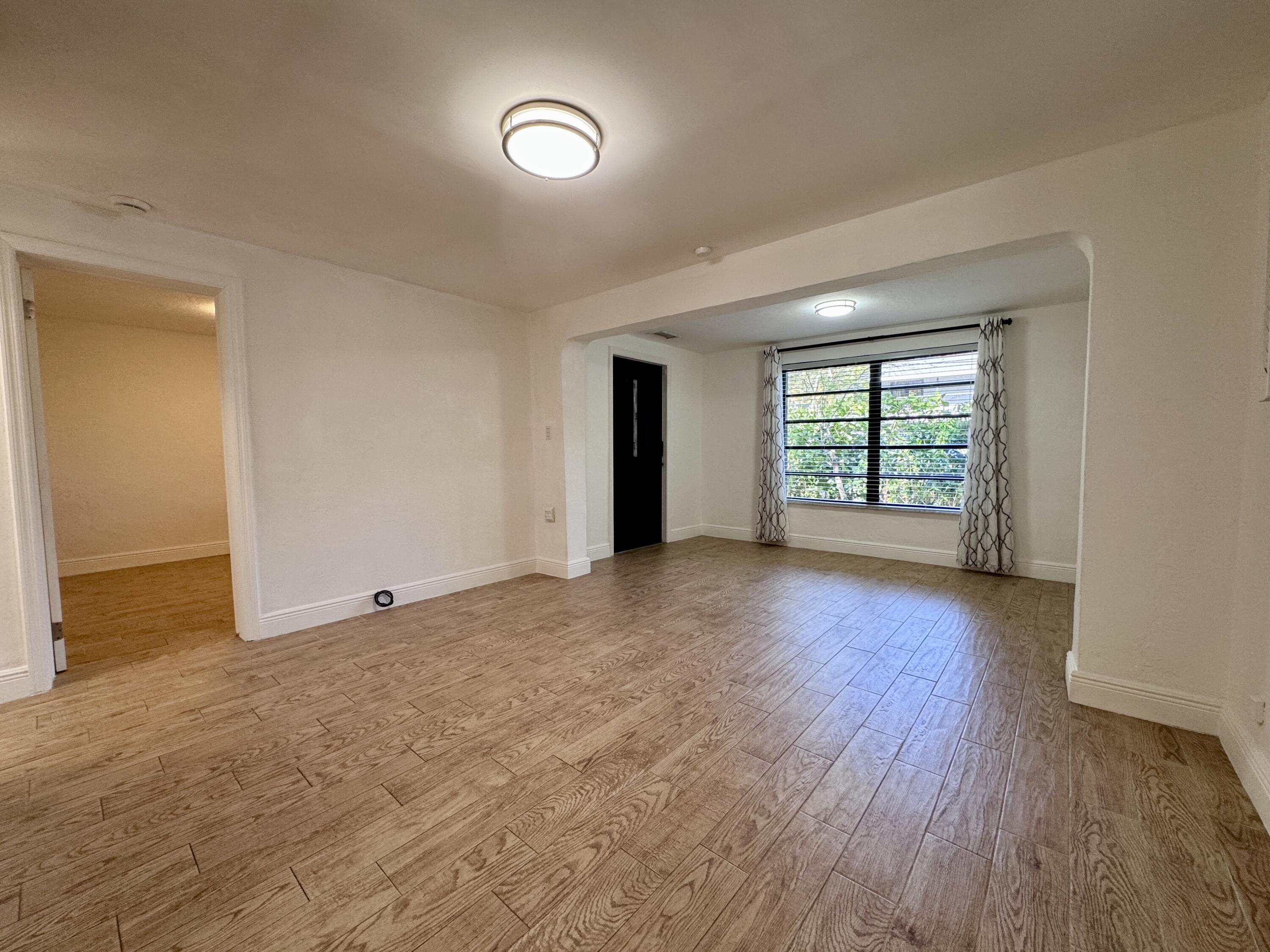 2390 SW 18th Avenue — Photo 3