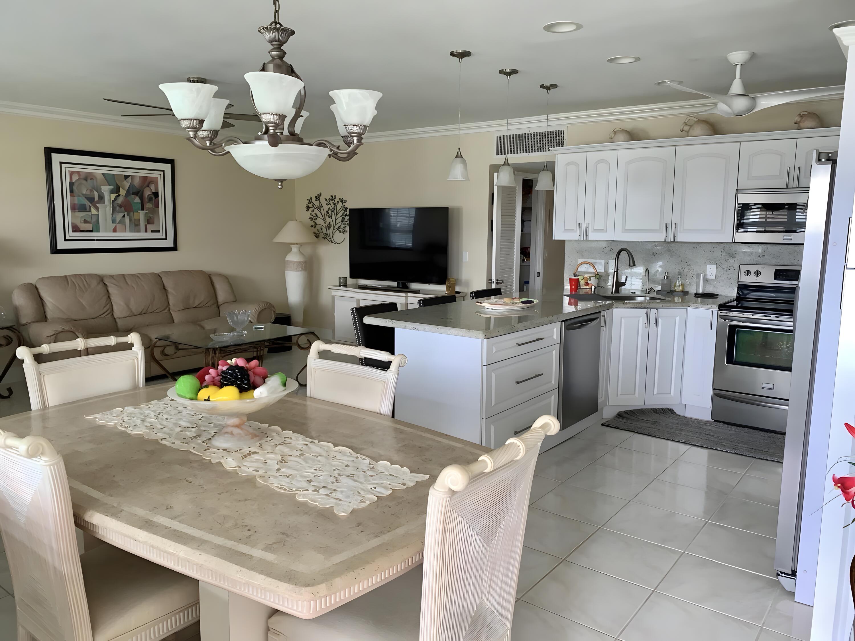 5200 NE 24th Terrace # C303 — Photo 2