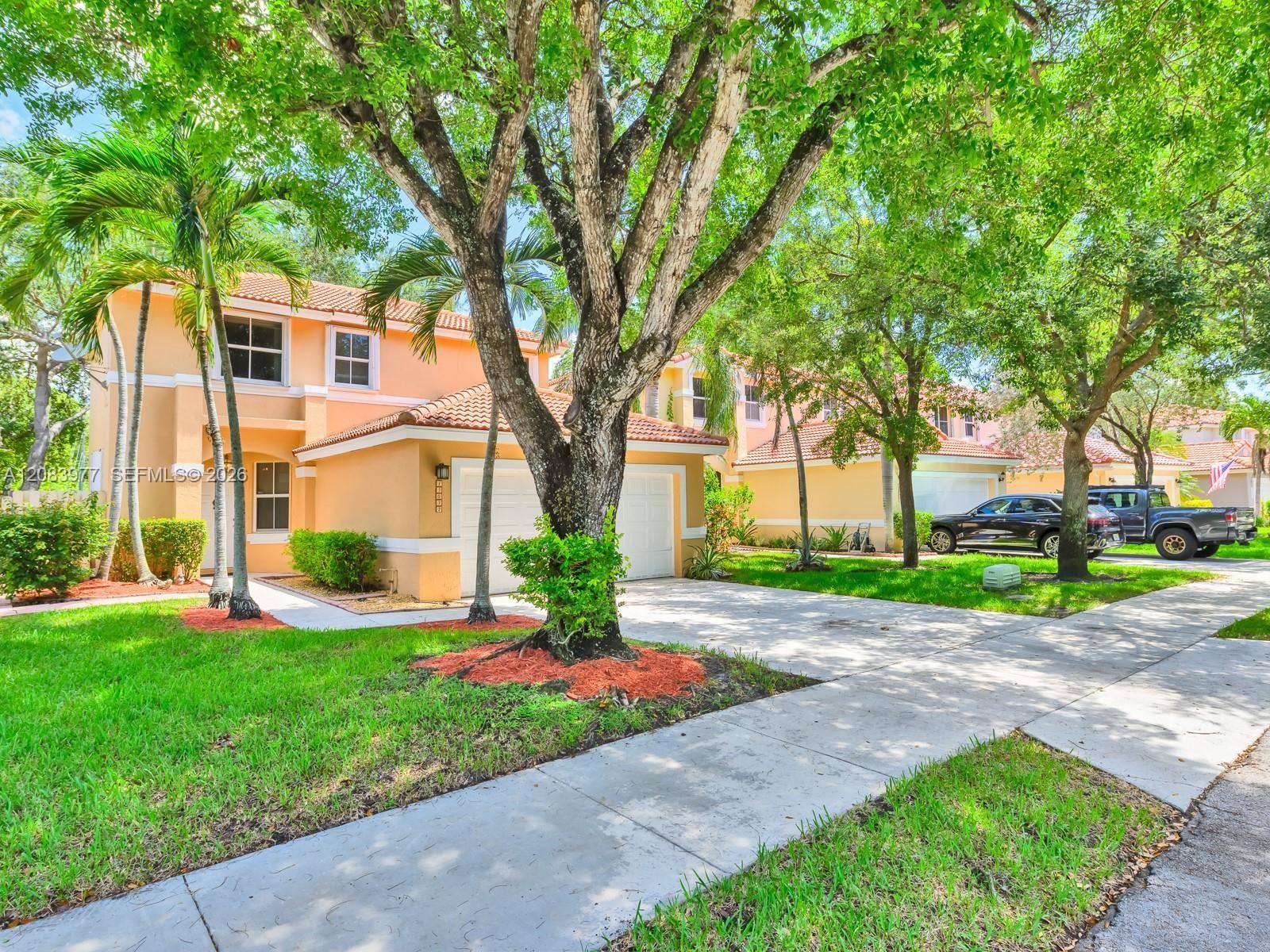 15037 SW 50th Ct — Photo 2