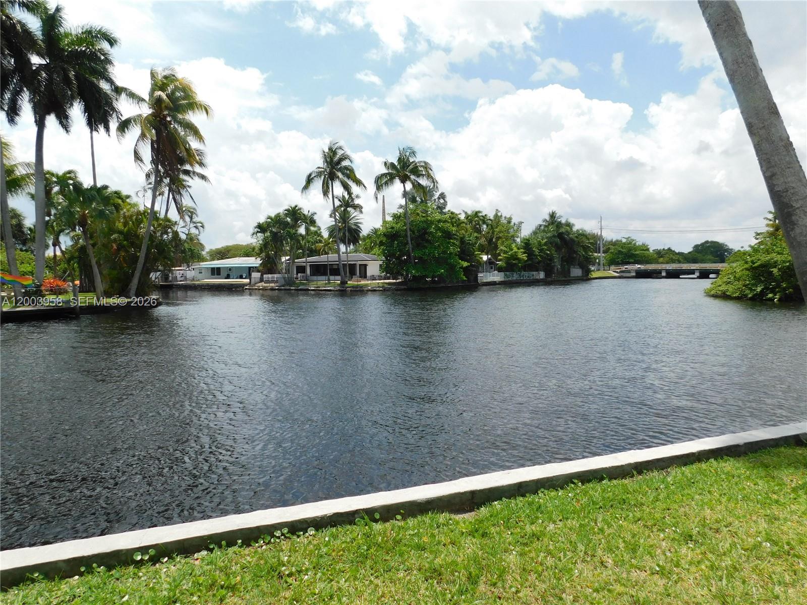108 NE 30th St, Wilton Manors FL 33334
