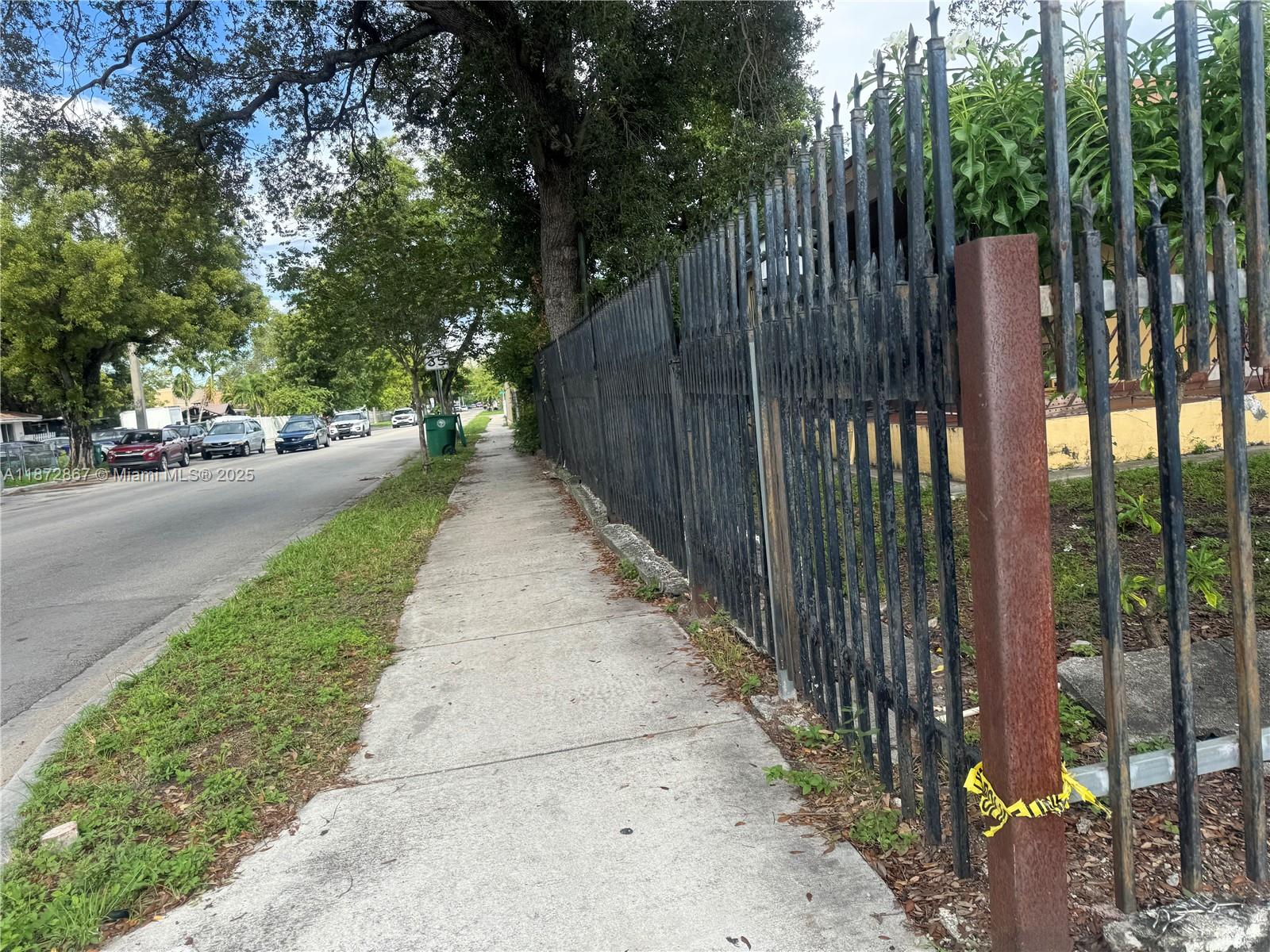 2751 NW 24th Ave — Photo 2