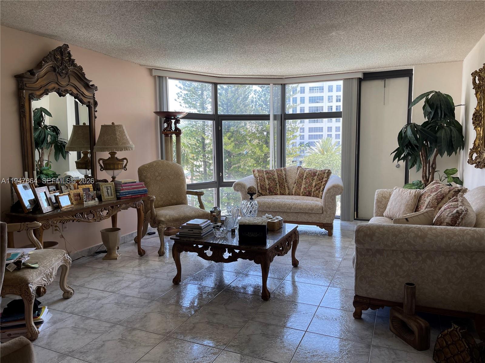 20100 W Country Club Dr # 507, Aventura FL 33180