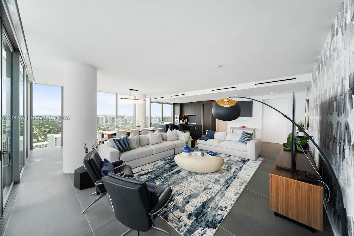 2000 S Ocean Dr # 31B — Photo 2