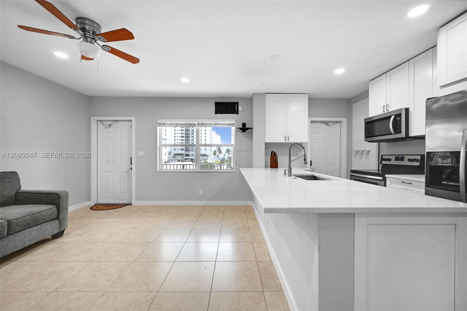 2600 S Ocean Dr # S311 — Photo 3