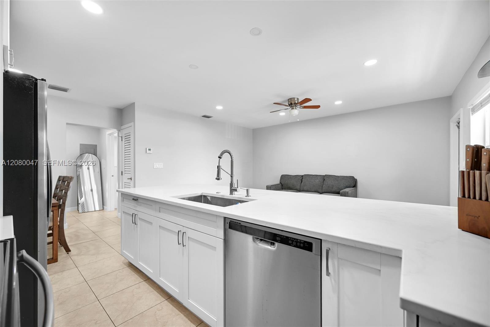 2600 S Ocean Dr # S311 — Photo 4