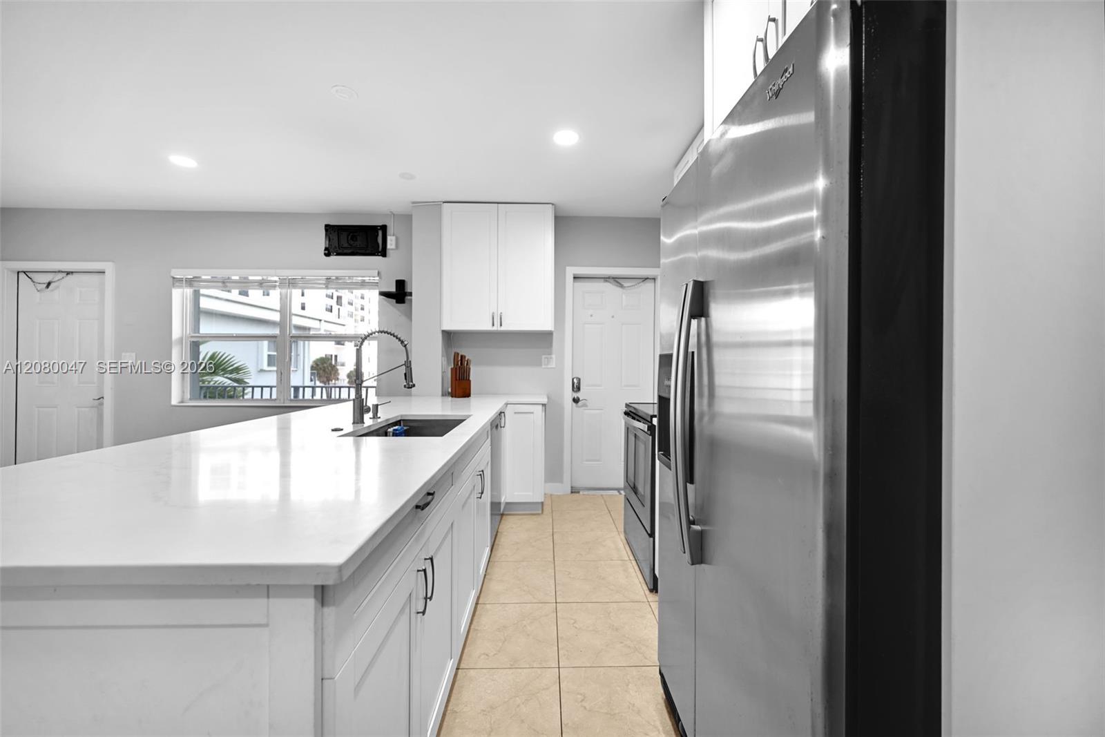 2600 S Ocean Dr # S311 — Photo 5