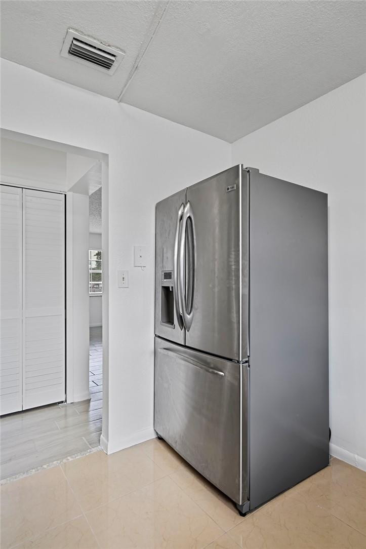 3100 Coral Springs Drive # 2a — Photo 4