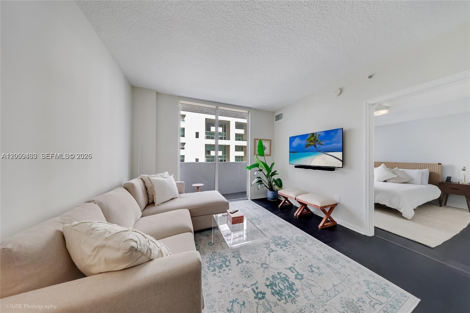 115 SW 11th St # 505, Miami FL 33130