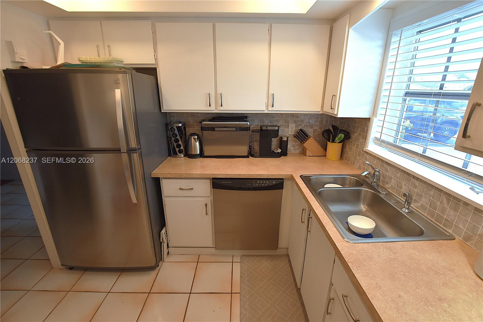 2666 Emory Dr east # F, West Palm Beach FL 33415