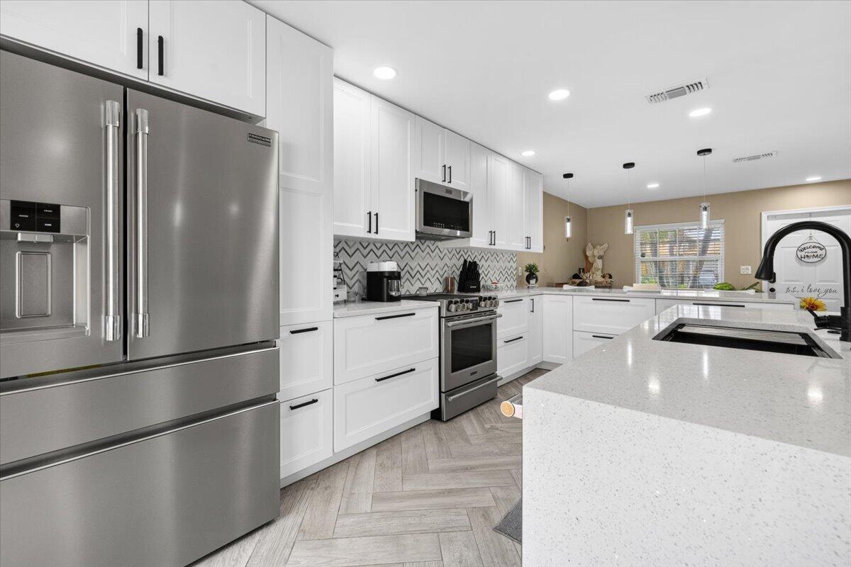 3367 COMMODORE Court, West Palm Beach FL 33411