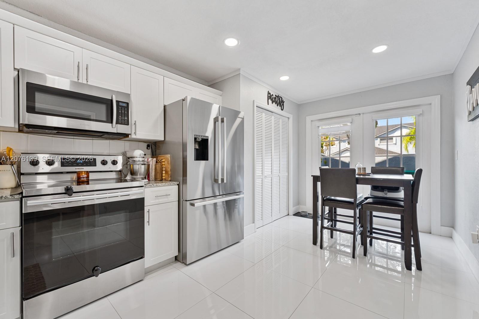14265 SW 97th Ter — Photo 3