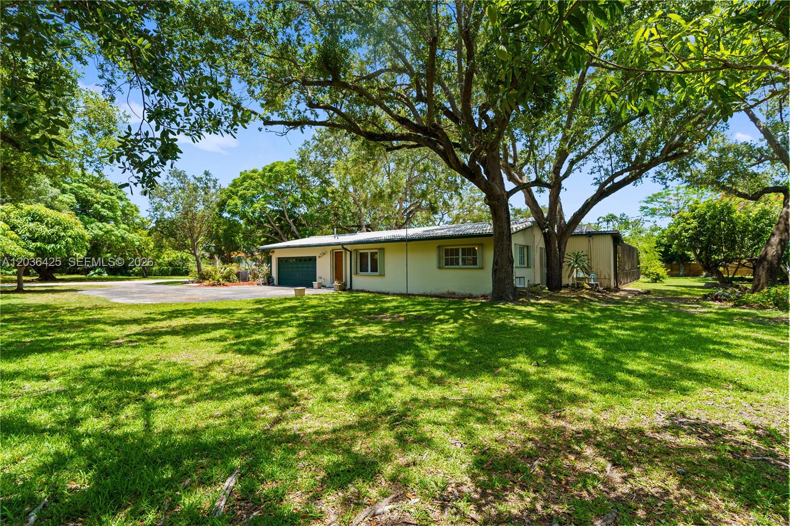 15200 SW 88th Ave — Photo 3