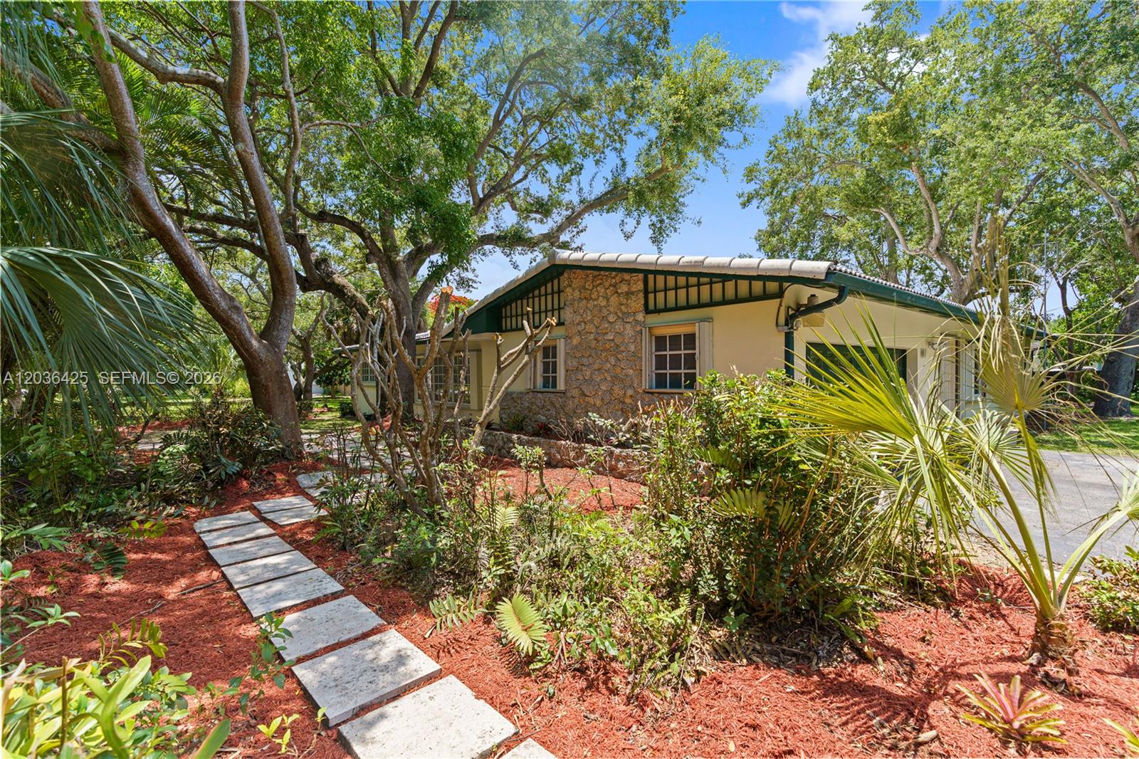 15200 SW 88th Ave — Photo 5