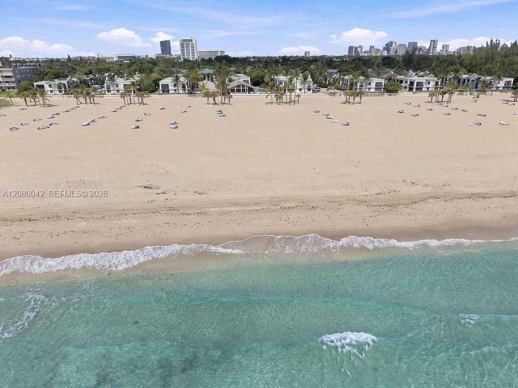 1565 S Ocean Ln # 176 — Photo 2