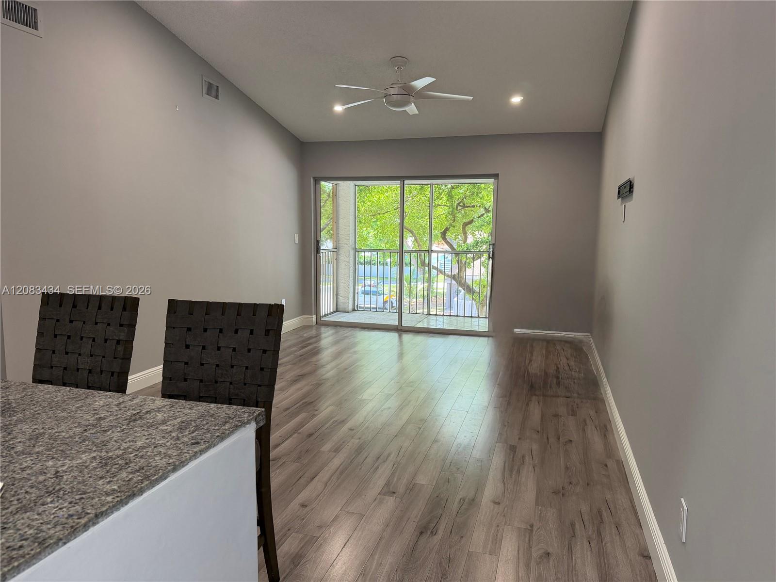 430 SE 7th St # 304E — Photo 3