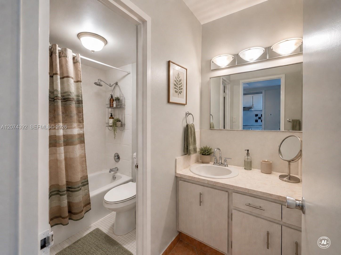 100 Lincoln Rd # 631 — Photo 4
