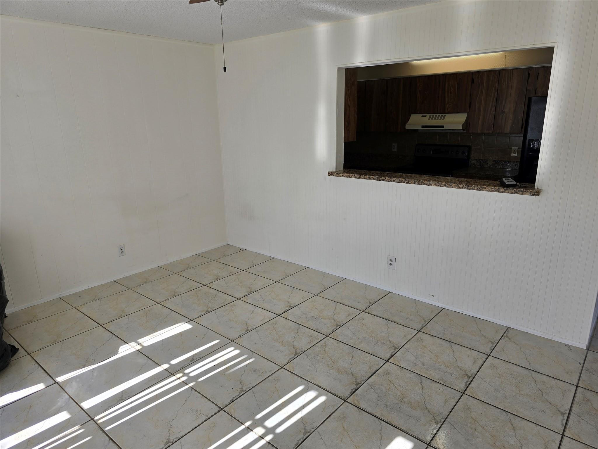 433 SW 61ST Terrace — Photo 3