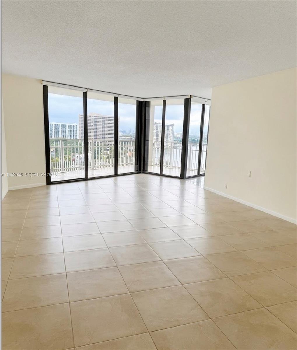 4000 Towerside Ter # 1401 — Photo 3