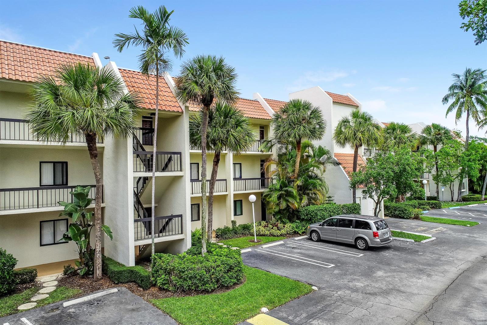 3000 Presidential Way # 401, West Palm Beach FL 33401