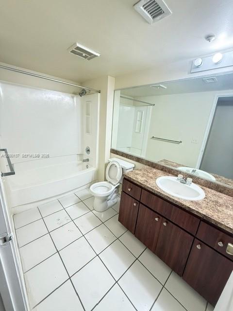 8345 Coral Lake Mnr # 8345 — Photo 5