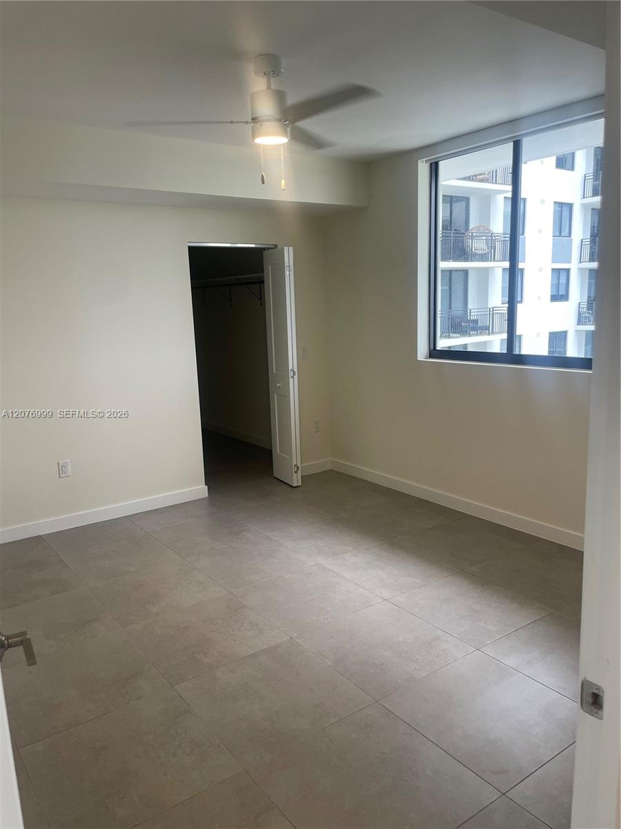 16395 Biscayne Blvd # 1611, North Miami Beach FL 33160
