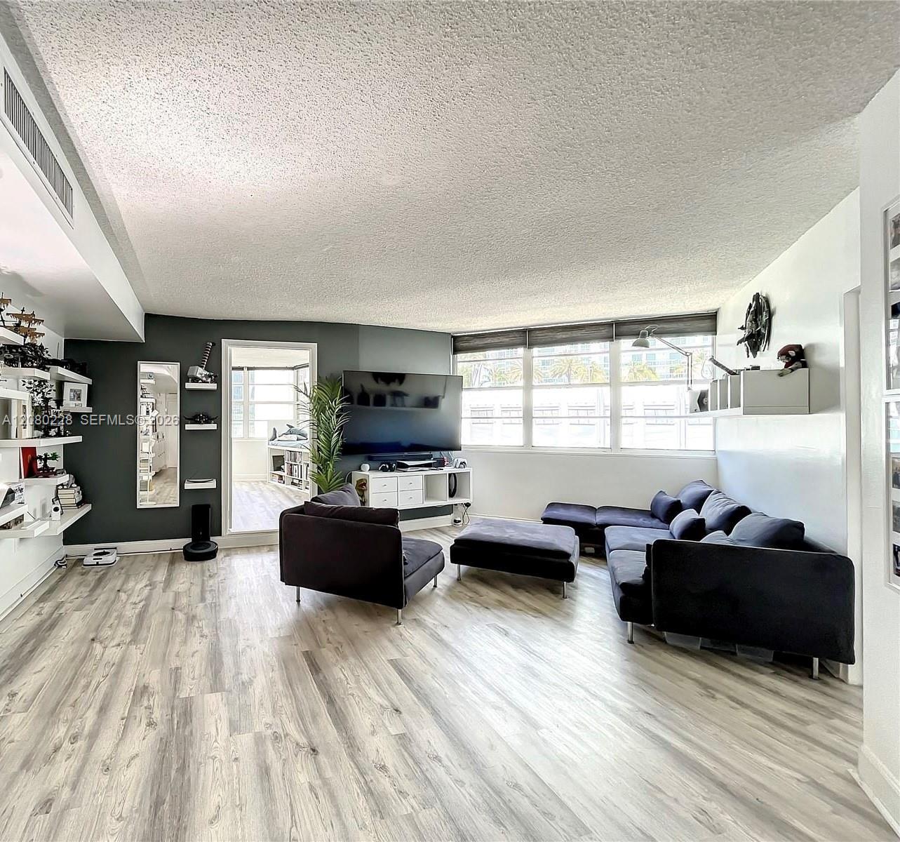 999 Brickell Bay Dr # 1010 — Photo 5