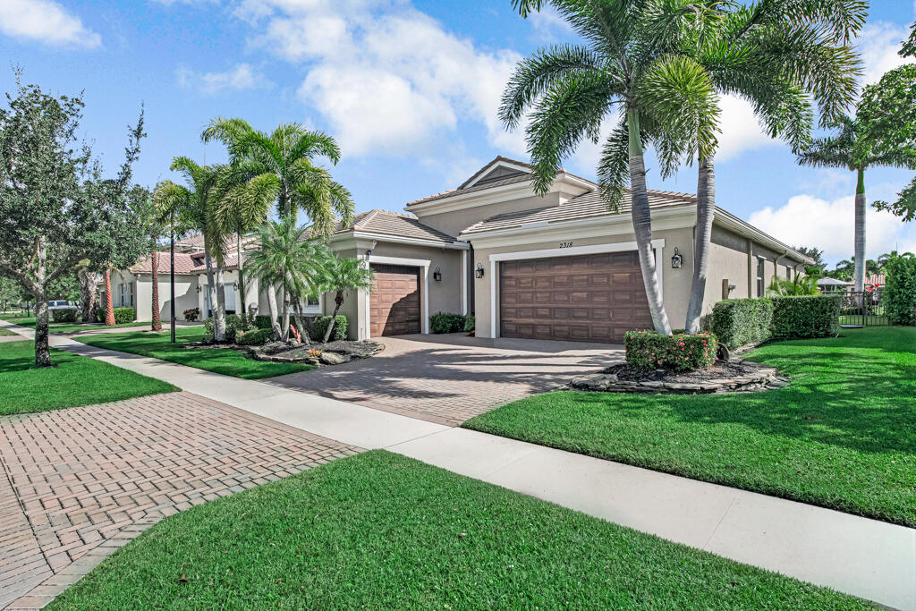2318 Bellarosa Circle — Photo 3