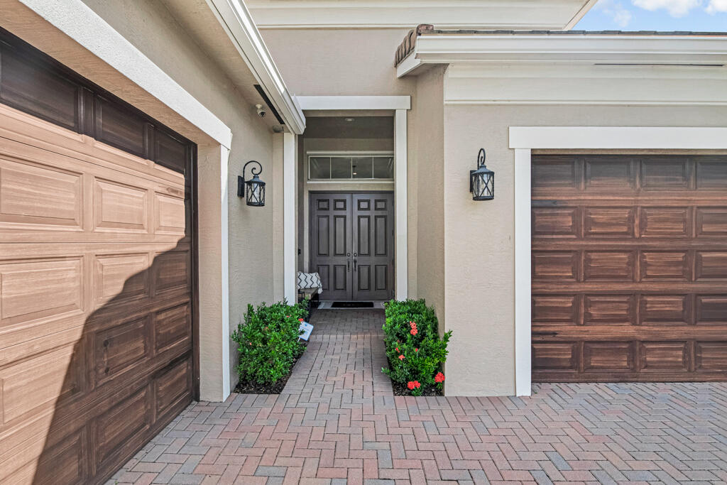 2318 Bellarosa Circle — Photo 5