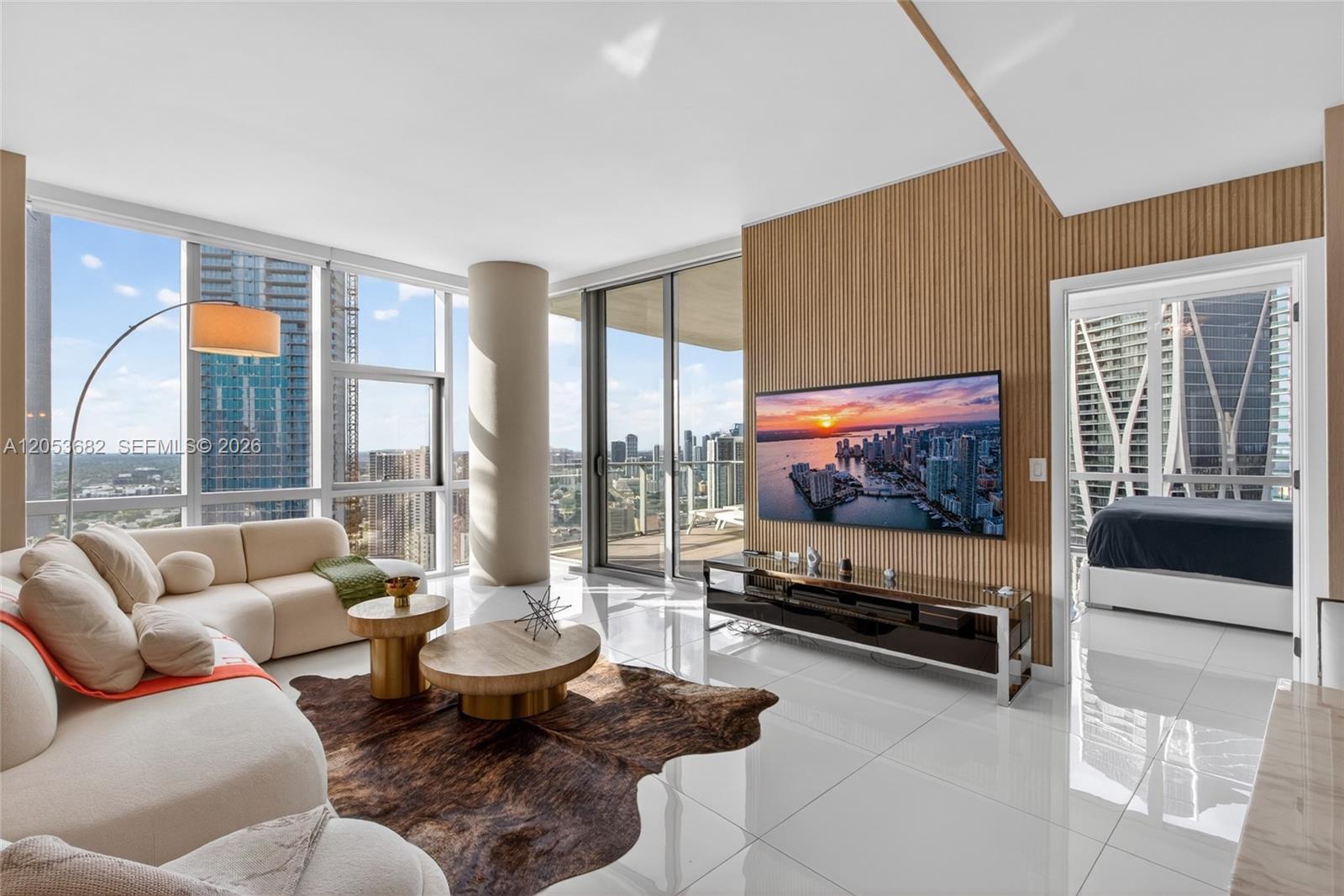 851 NE 1st Ave # 3201, Miami FL 33132