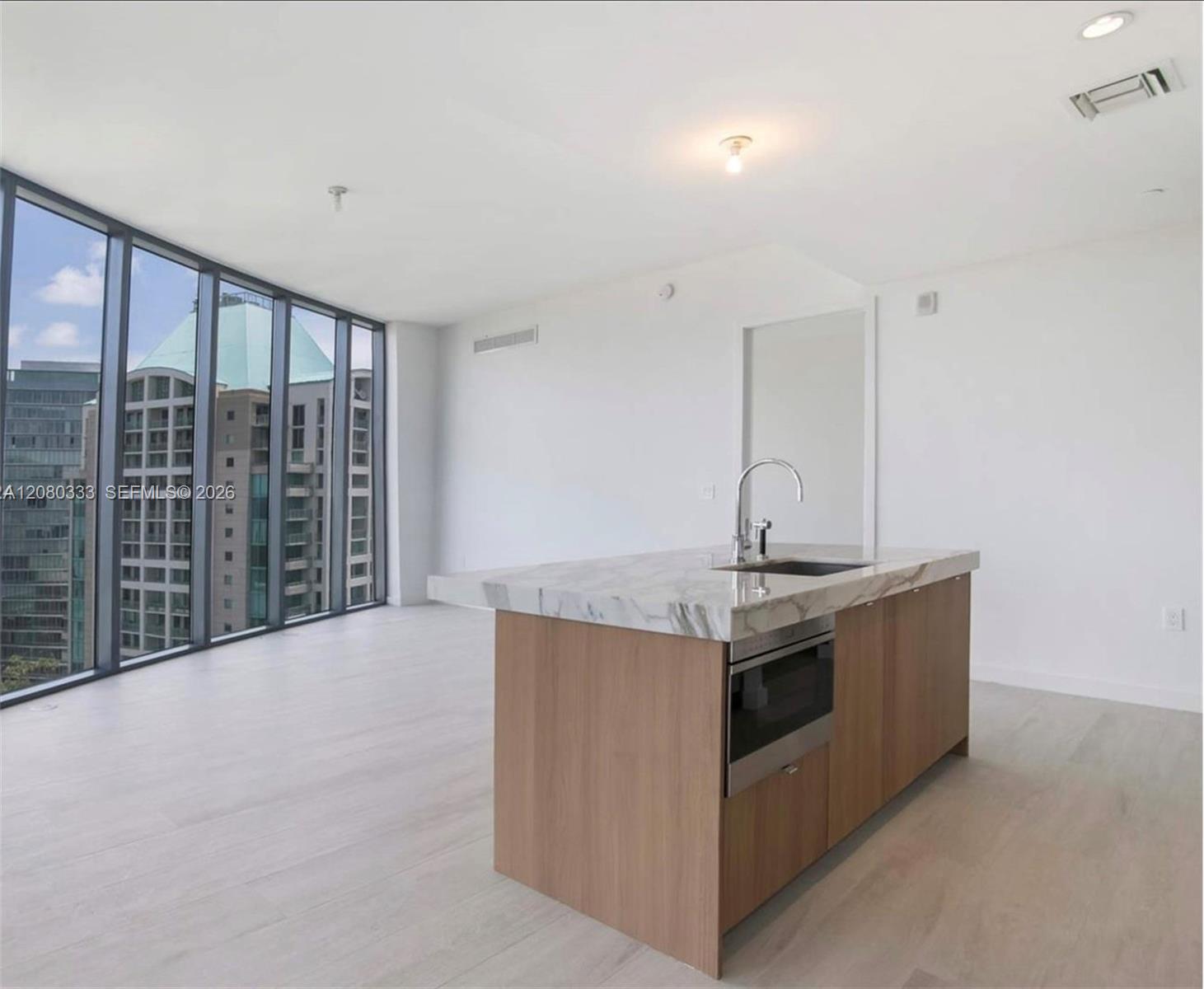 2831 S Bayshore Dr # 1105 — Photo 5