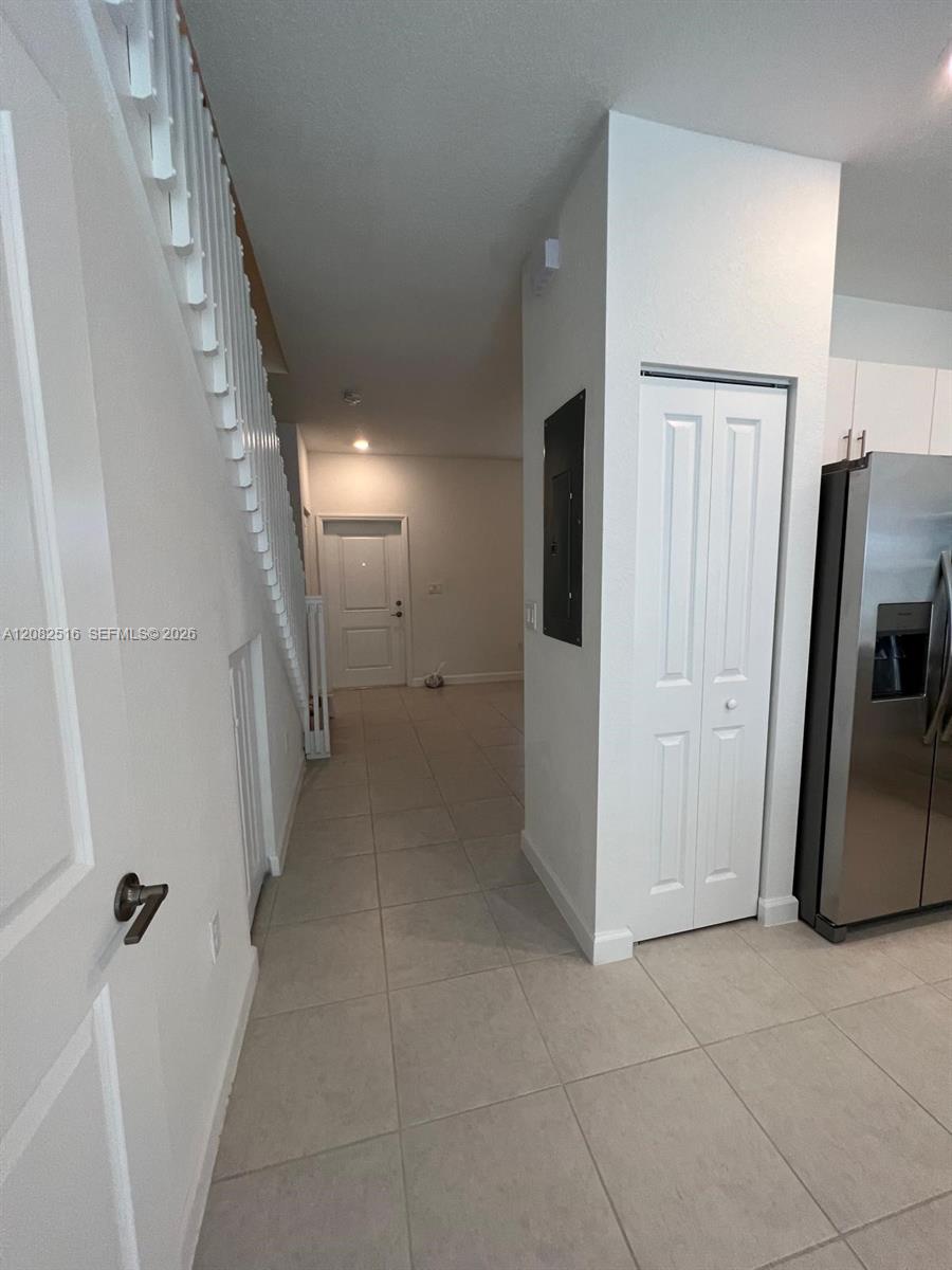12908 SW 233rd Ter — Photo 4