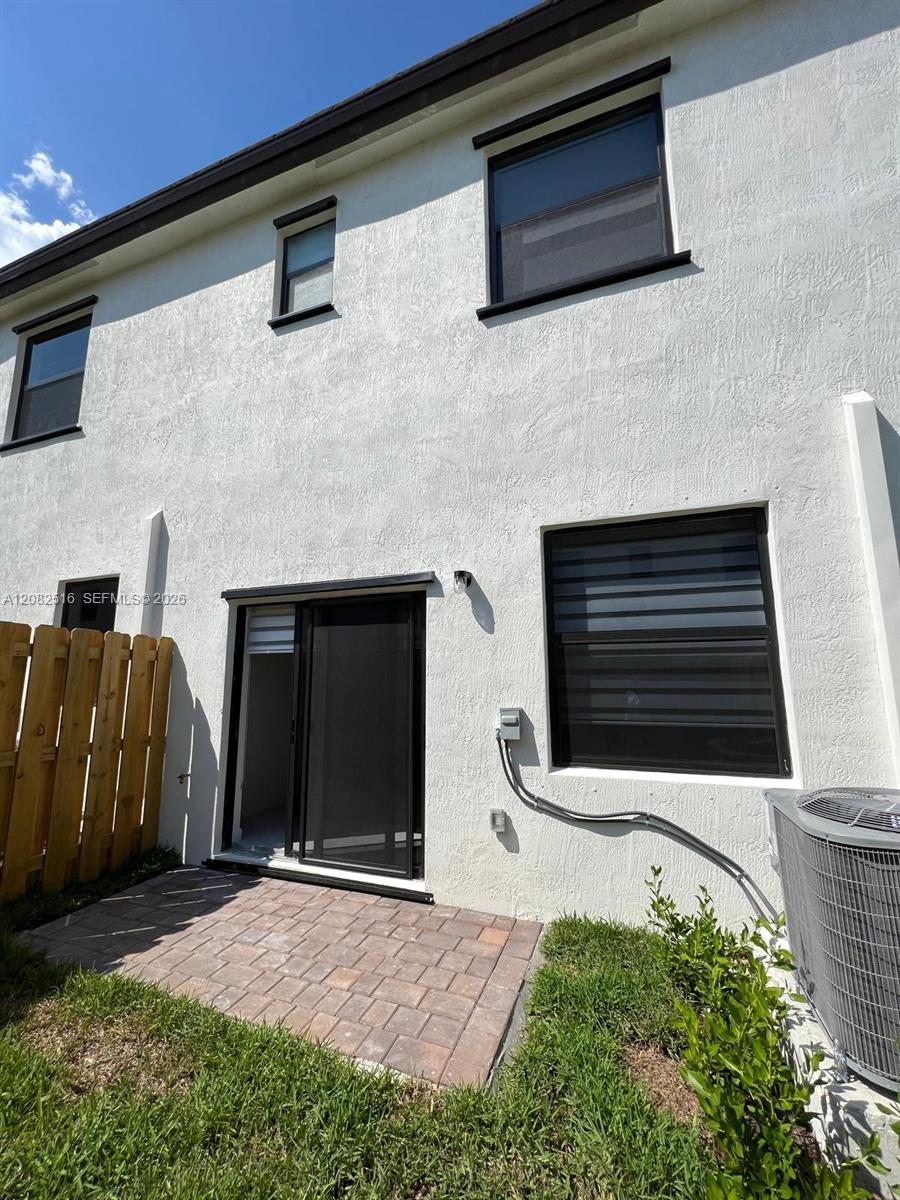 12908 SW 233rd Ter — Photo 5