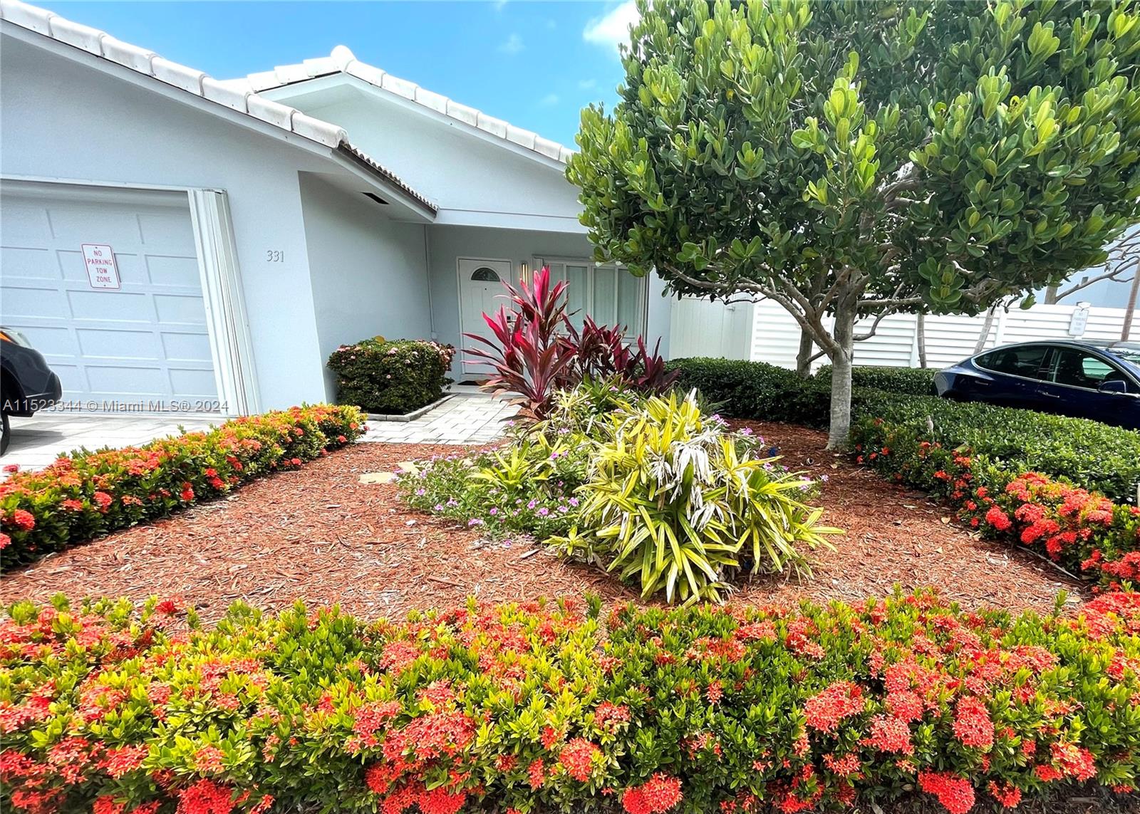 331 Desoto St, Hollywood FL 33019