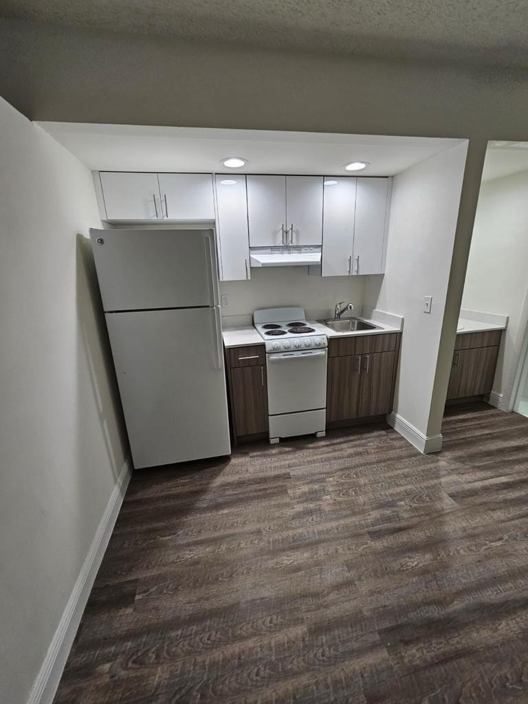 18335 NW 68 Avenue # 104A, Hialeah FL 33015