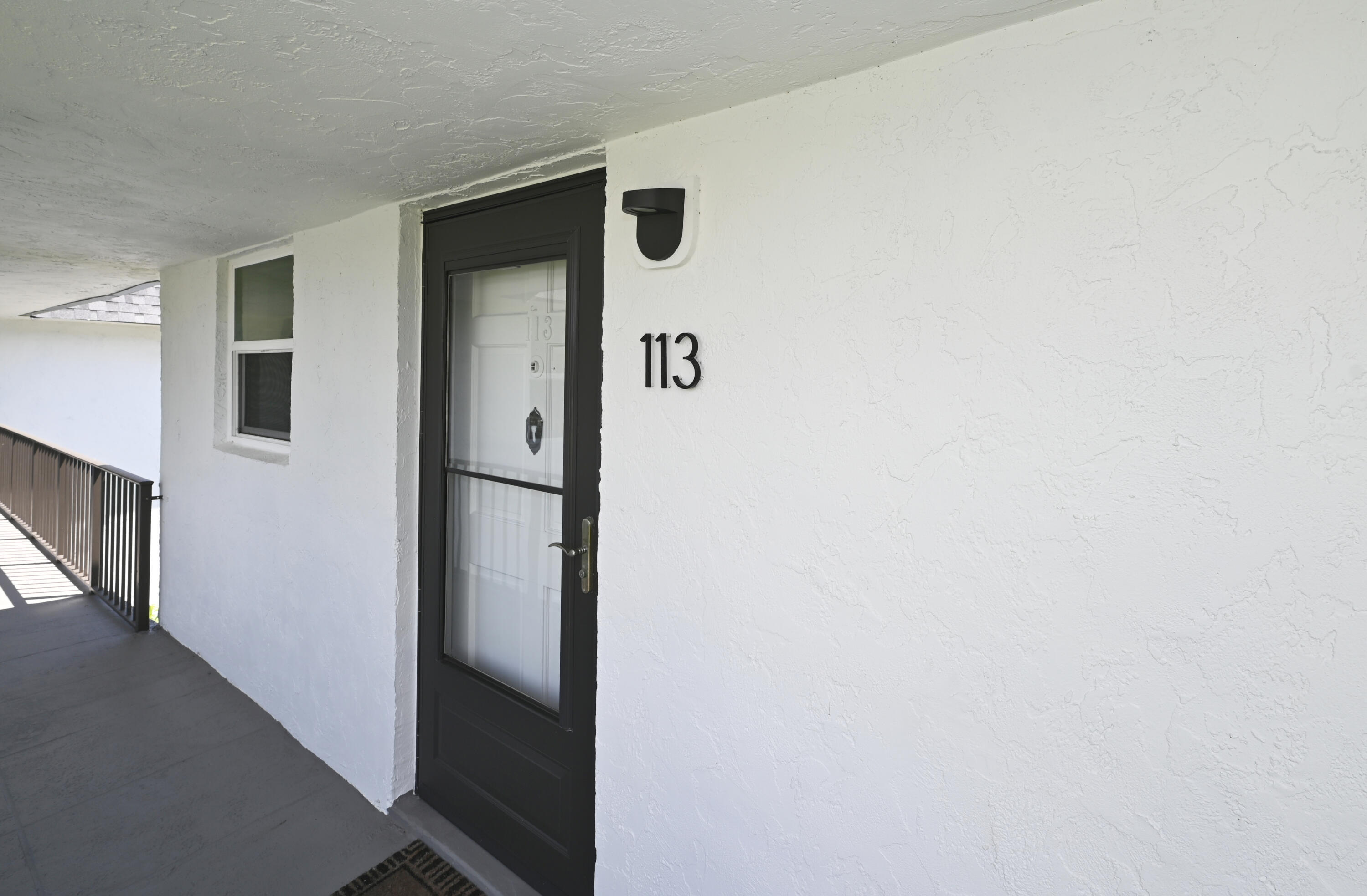 1100 E INDIANTOWN Road # 113 — Photo 2