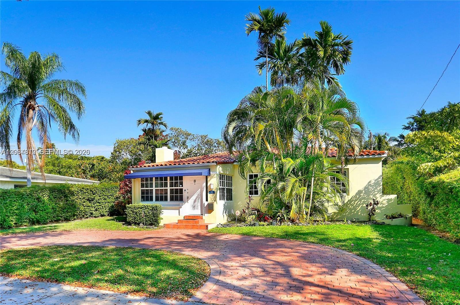 537 Zamora Ave — Photo 2