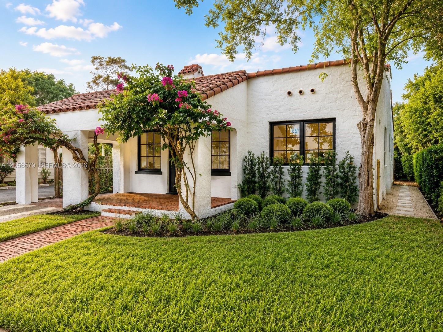 1213 Aguila Ave, Coral Gables FL 33134