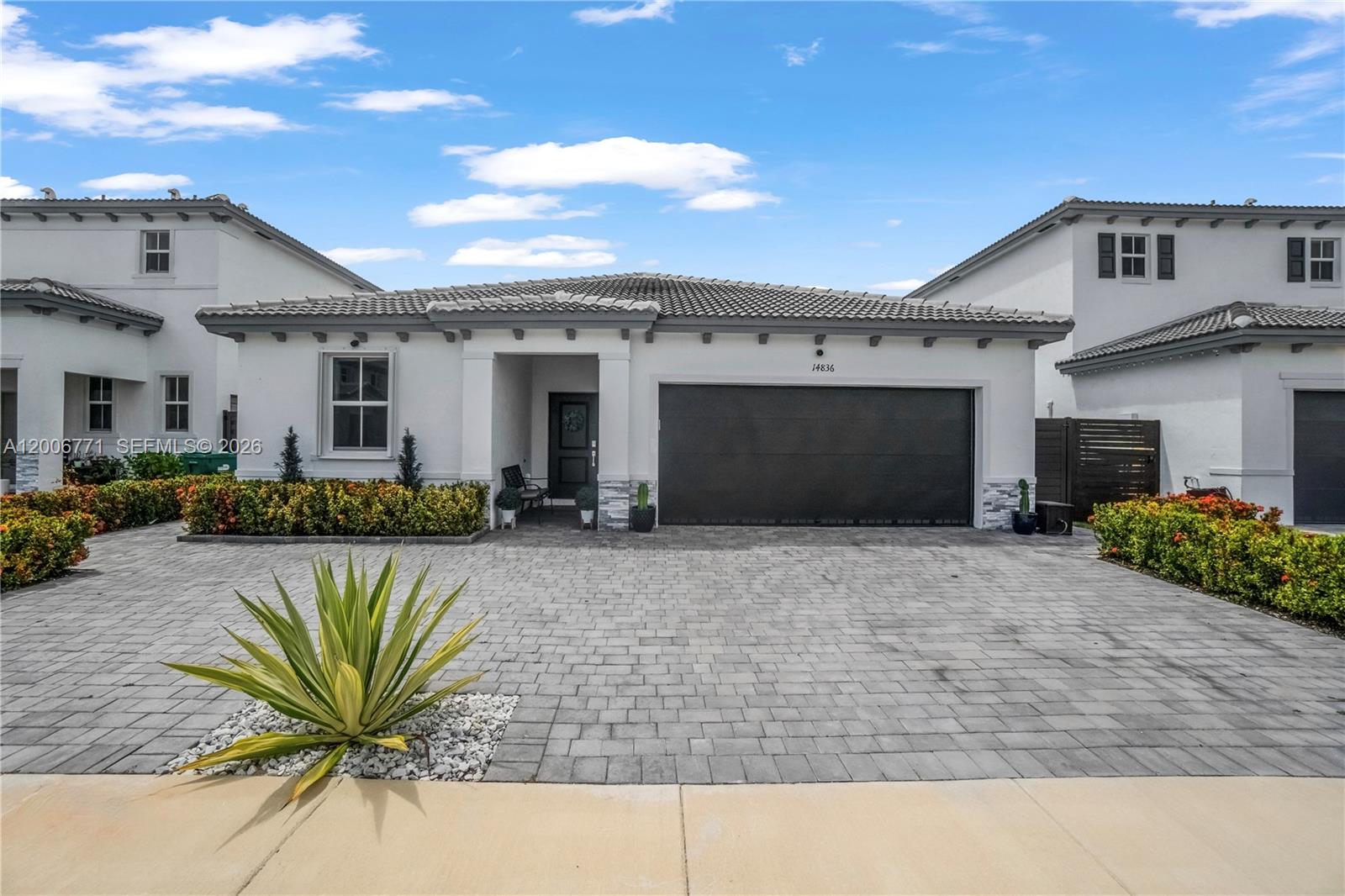 14836 SW 162nd St, Miami FL 33187