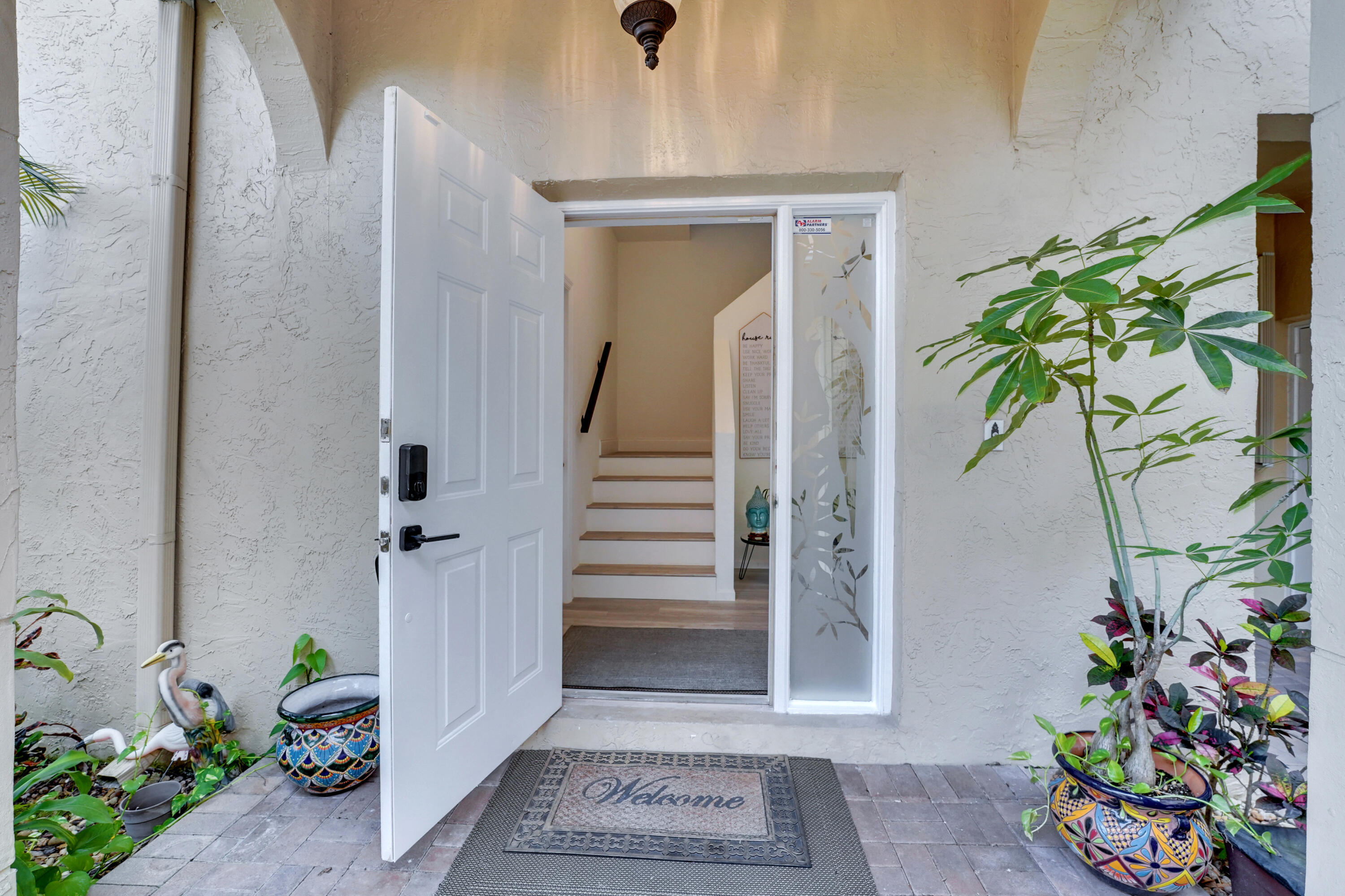 22791 TRELAWNY Terrace # D — Photo 4