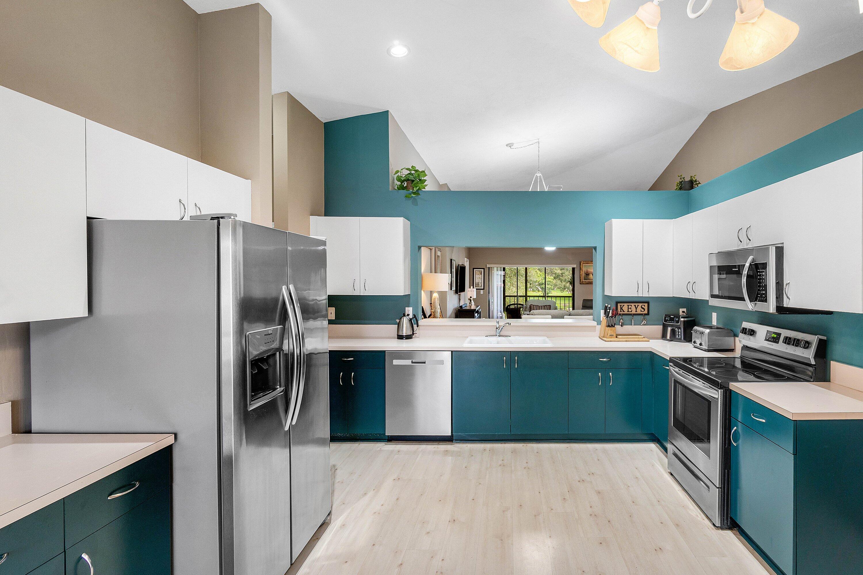 9729 SILLS Drive E # 201 — Photo 2