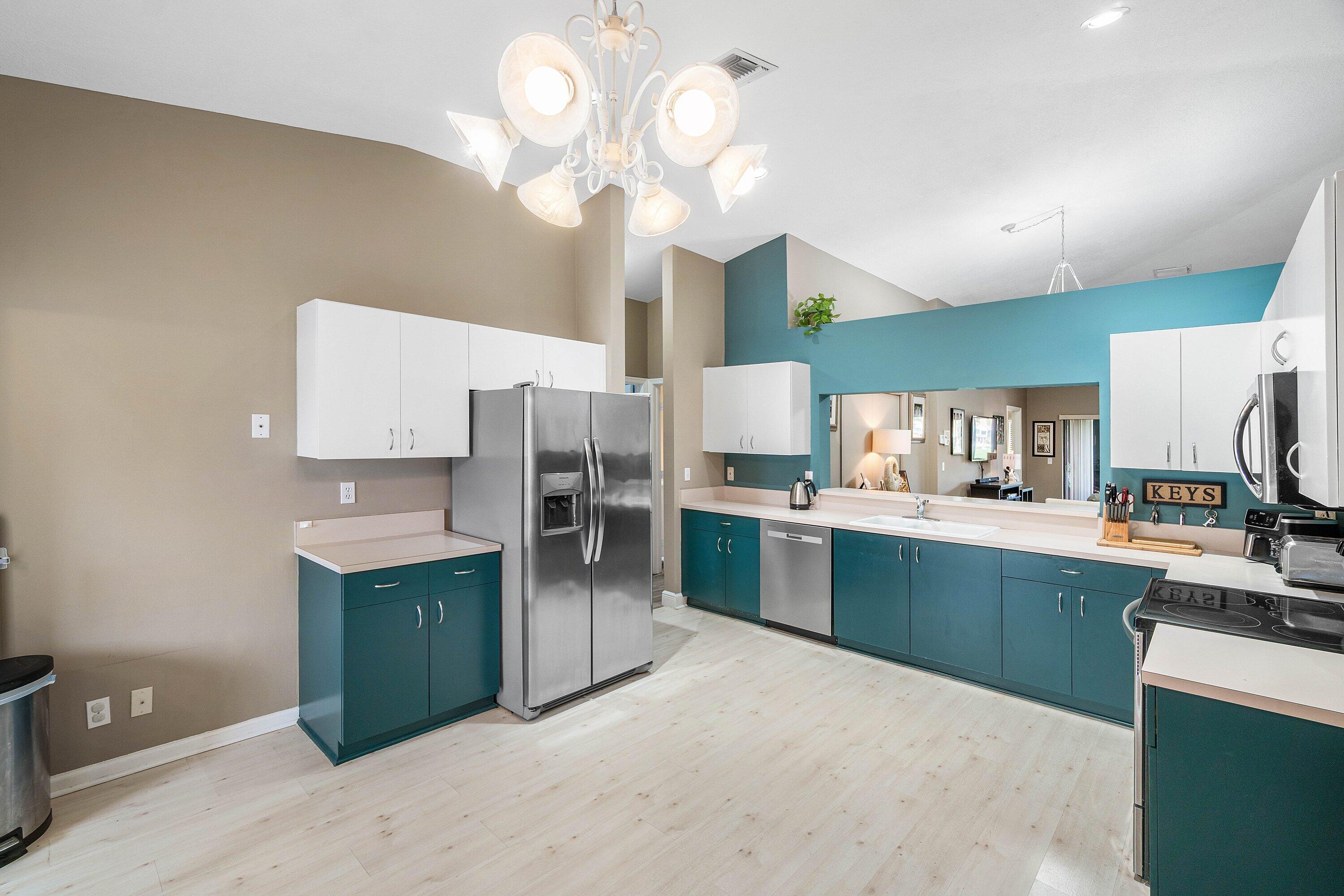 9729 SILLS Drive E # 201 — Photo 4