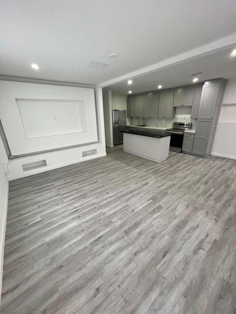 1300 NE 182nd Street — Photo 5