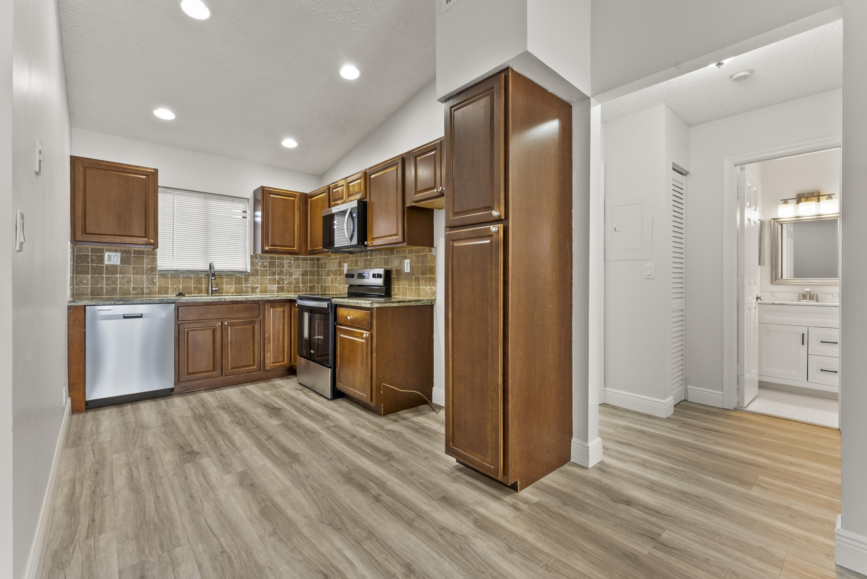 2900 Olivewood Terrace # 201 — Photo 3