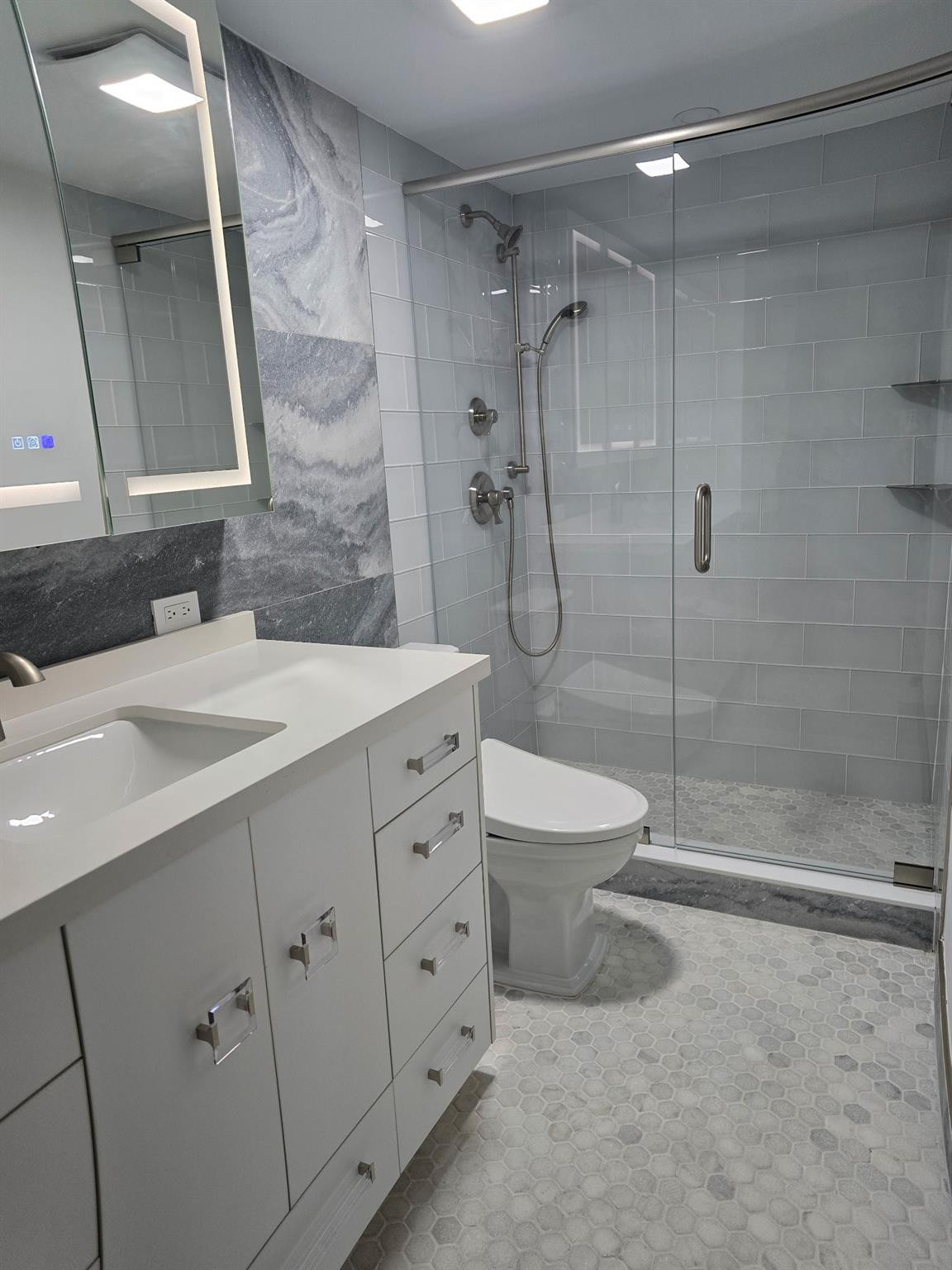 1035 Hillsboro Mile # 32 — Photo 3