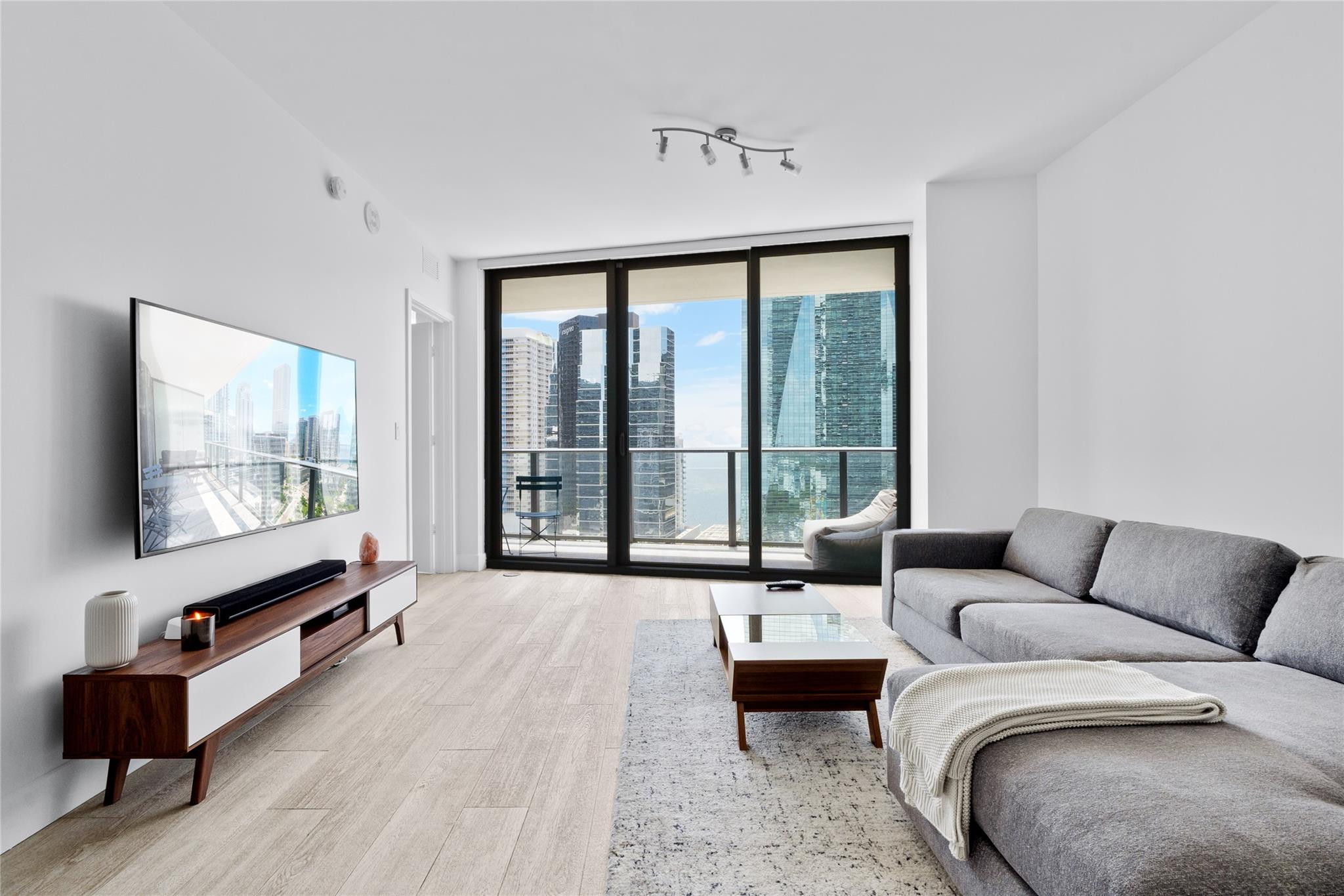 1300 S MIAMI Avenue # 2003, Miami FL 33130