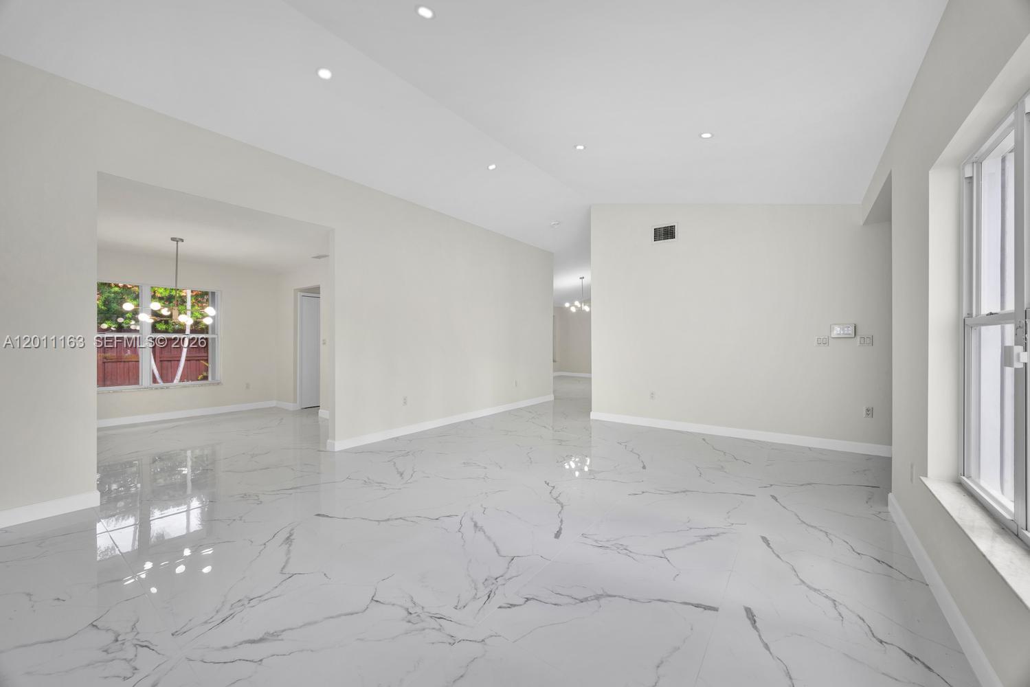 8503 SW 83rd St — Photo 5