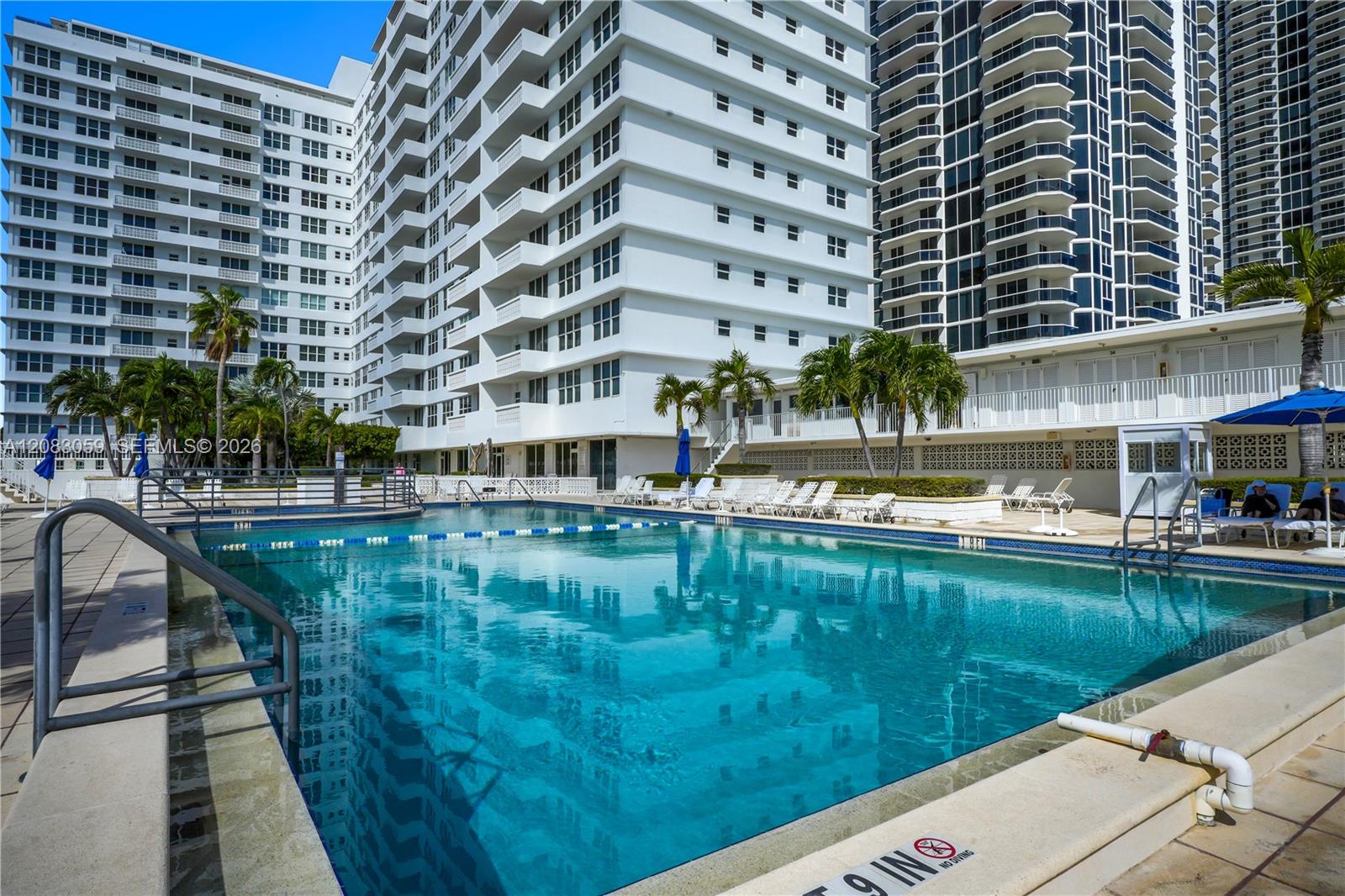 4747 Collins Ave # 1503 — Photo 3
