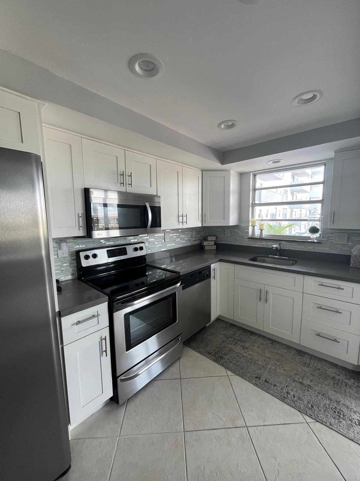 137 GOLDEN ISLES Drive # 412 — Photo 3