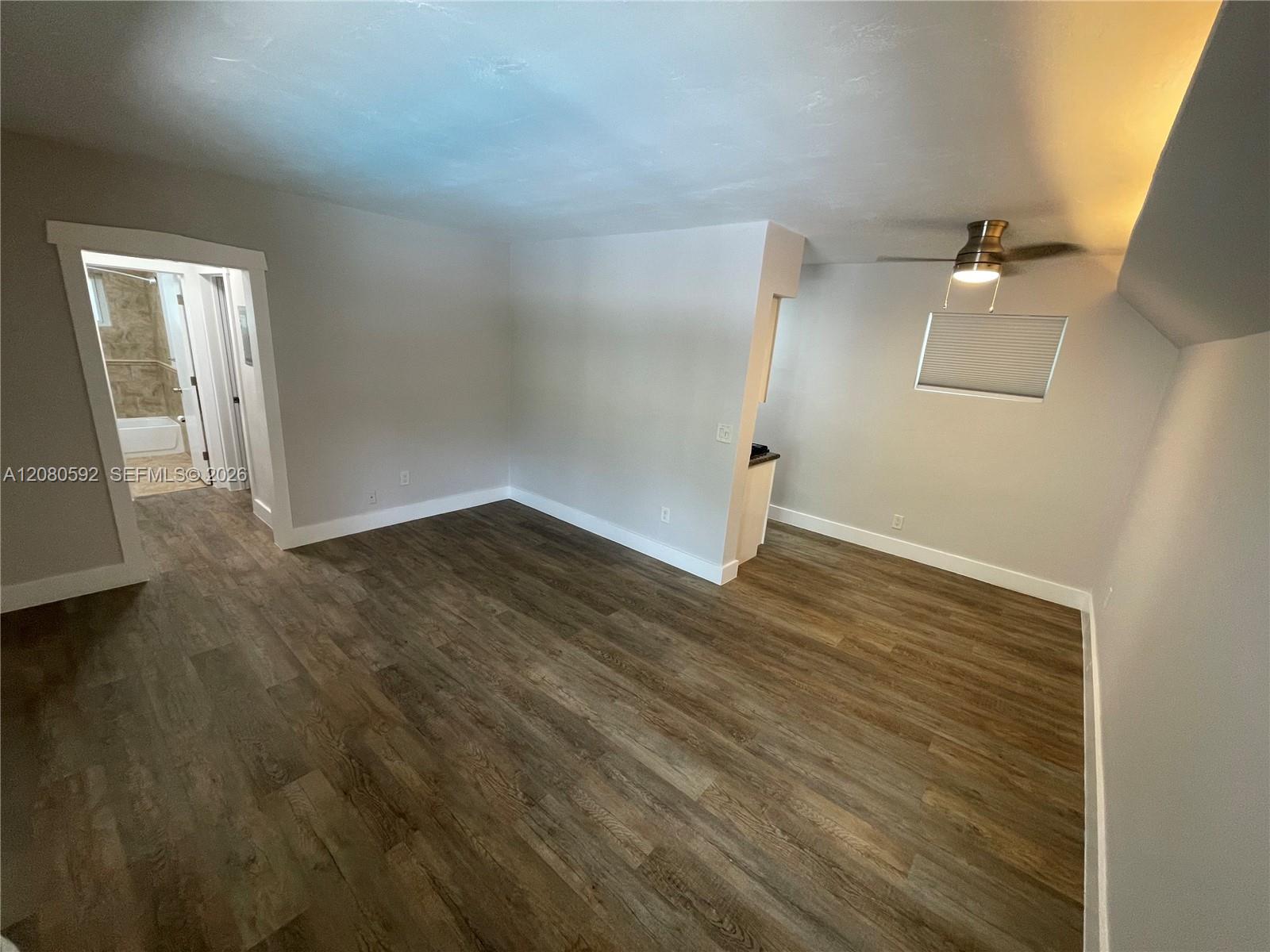 125 Edgewater Dr # 12A — Photo 4
