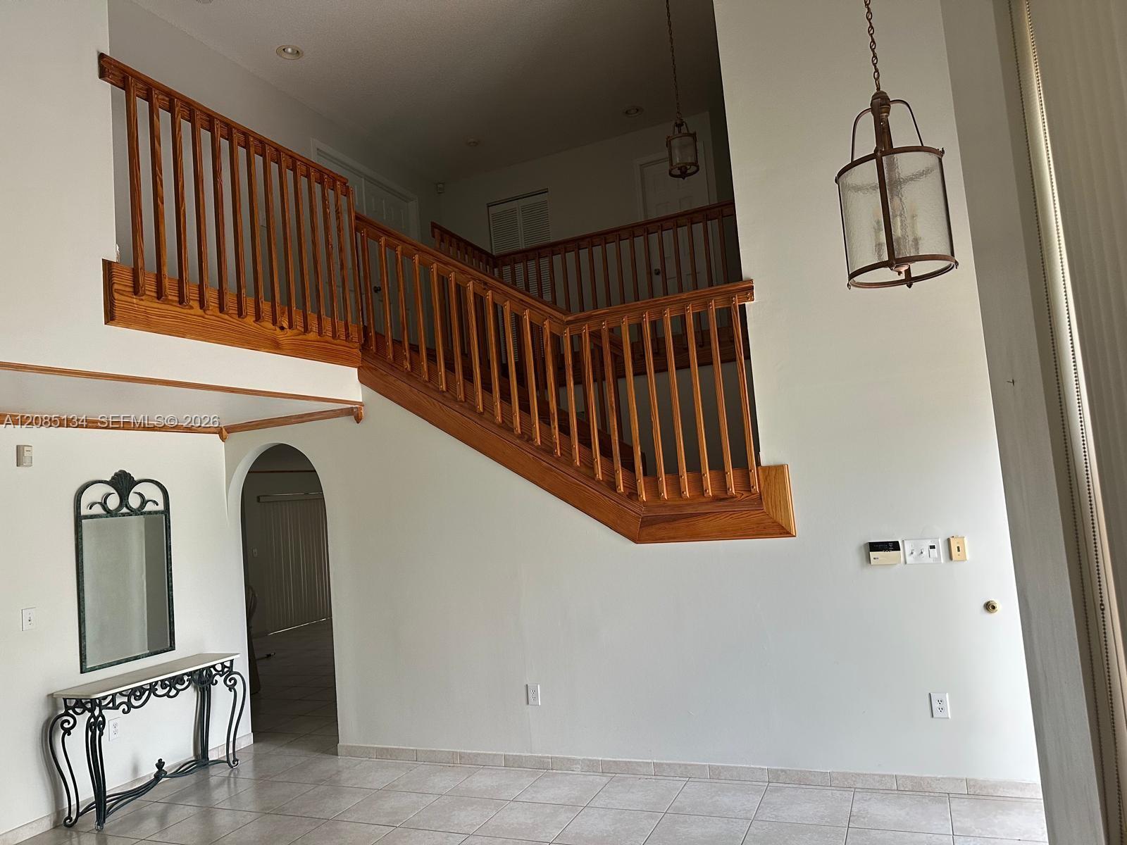 9425 SW 155th Ave — Photo 5